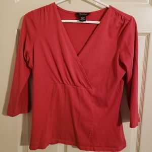 2/$15 Eddie Bauer Cross Over V-Neck Top with 3/4 Sleeves Size Small
